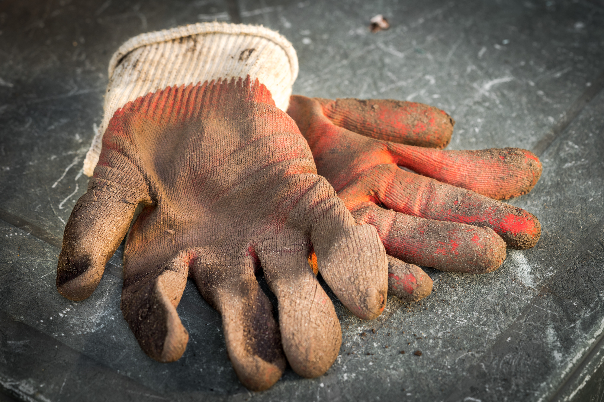 Za varno delo so zaščitne rokavice ključnega pomena